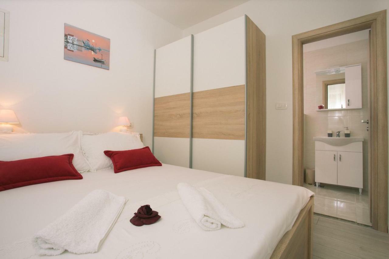 Apartments Kampanel Kaštela Exterior foto